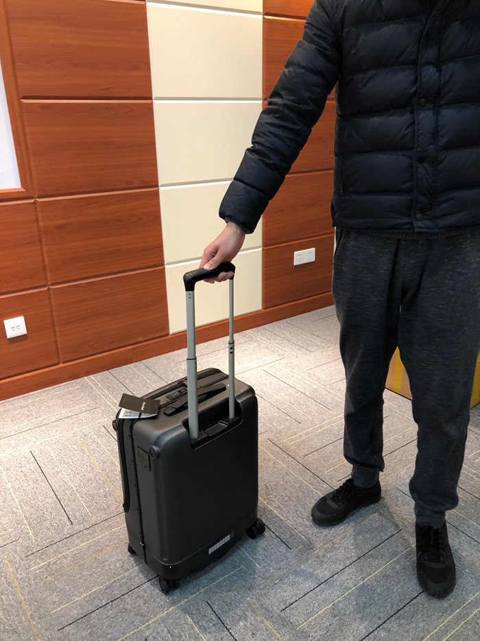 Airwheel SR5 Self-driving Luggage