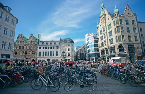 Для удовлетворения спроса экономия труда и портативность, smart e велосипед, работает на экологически чистой энергии очень подходит для городских поездок и отдыха езда.
